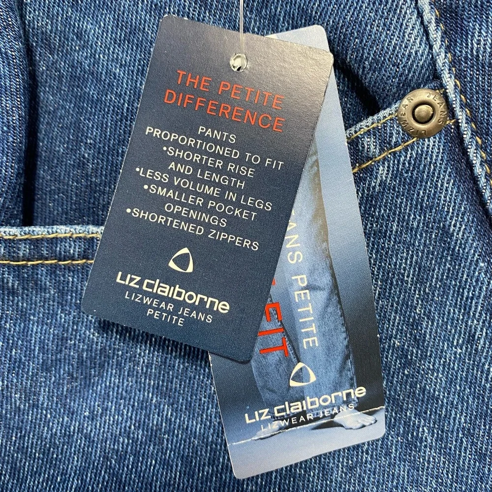 NWT Liz Claiborne Bootcut Fit Jeans in Dark Blue Denim Women’s Size 6 Petite - Picture 4 of 10